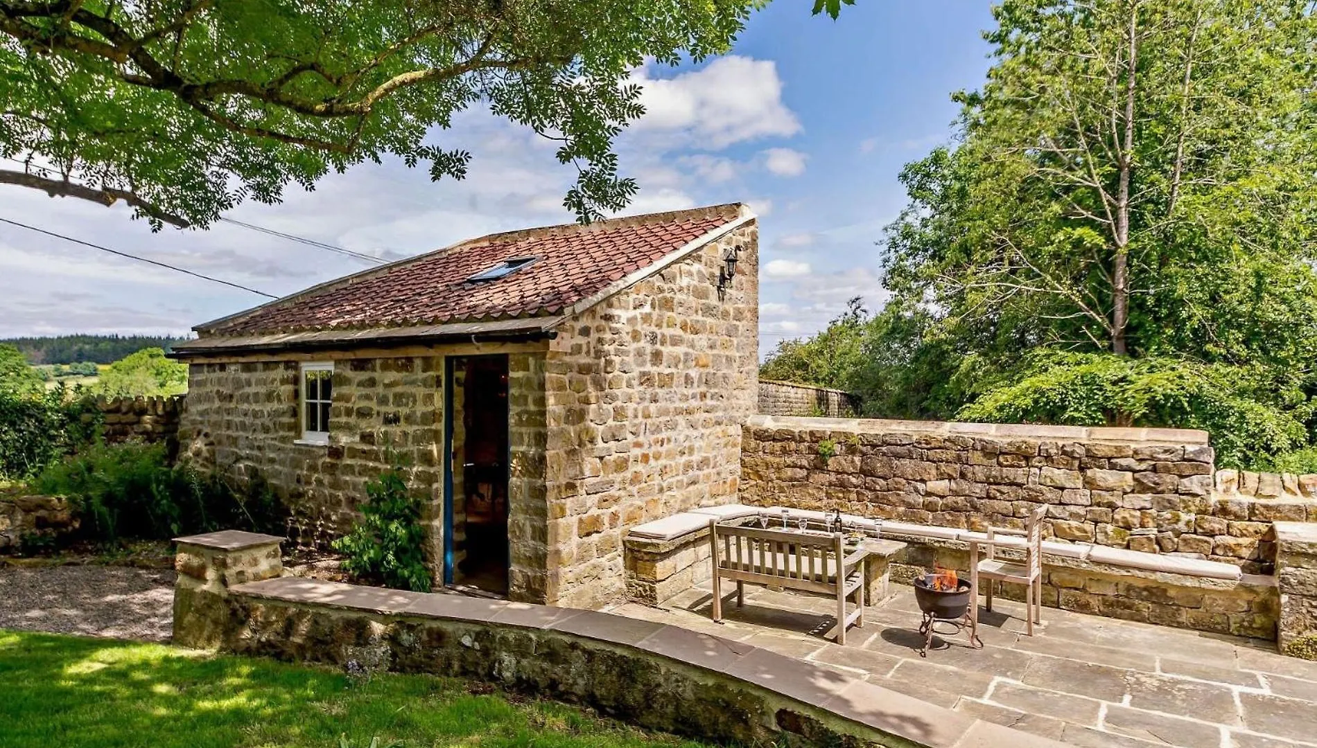8 Bed In Ripon 72263 Villa Grantley