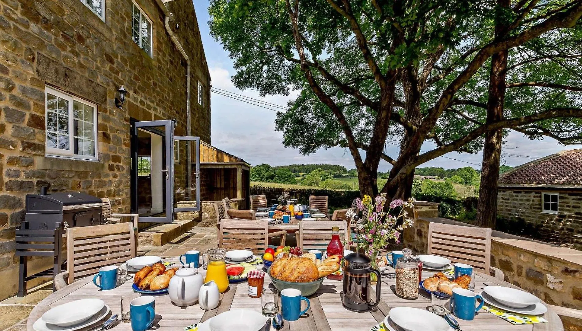 Holiday home 8 Bed In Ripon 72263 Villa Grantley United Kingdom