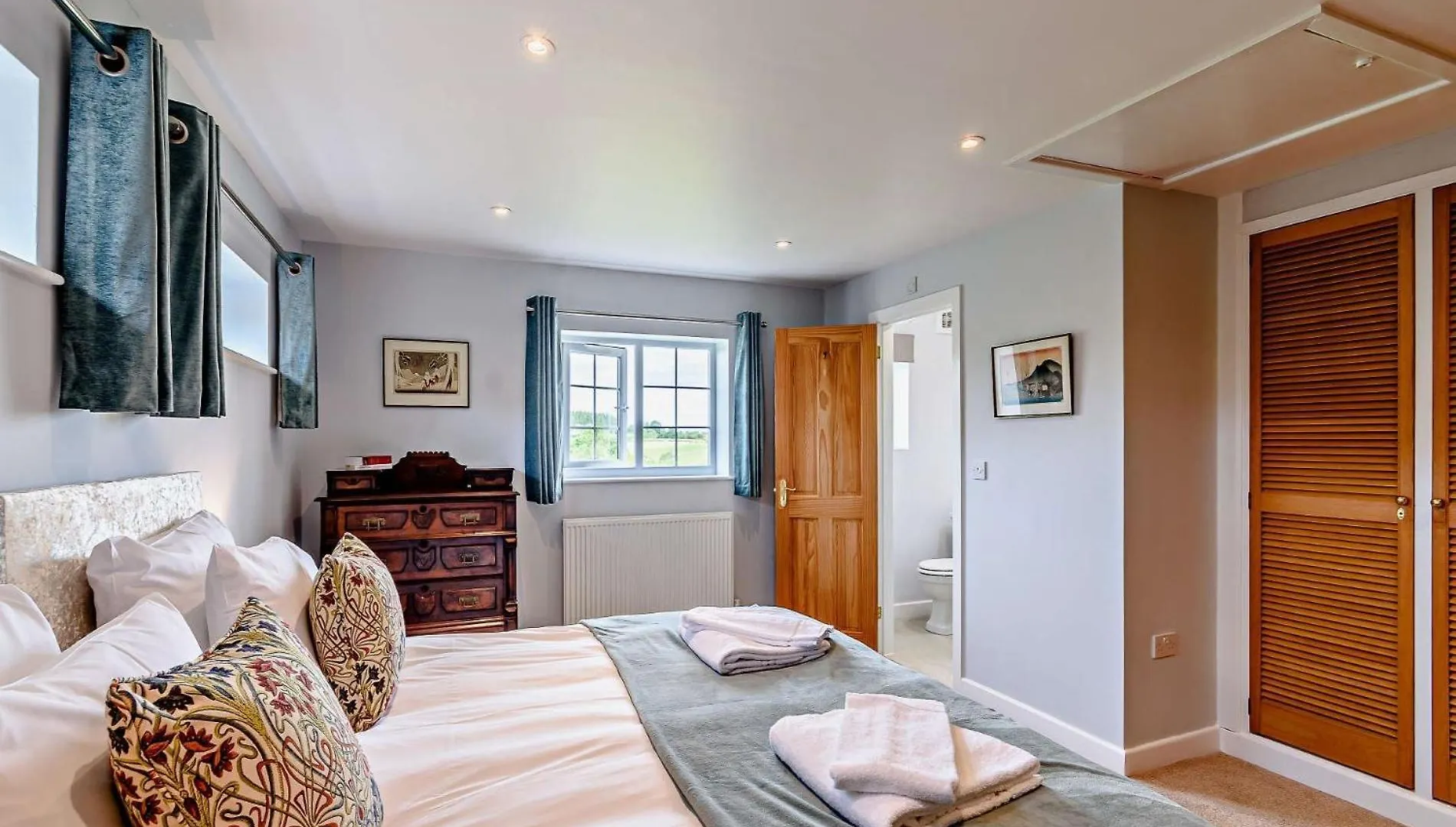Holiday home 8 Bed In Ripon 72263 Villa Grantley